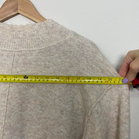 American Eagle Tan Cream Soft Cropped Cardigan Long Sleeve Button Front Size XS - Picture 5 of 7